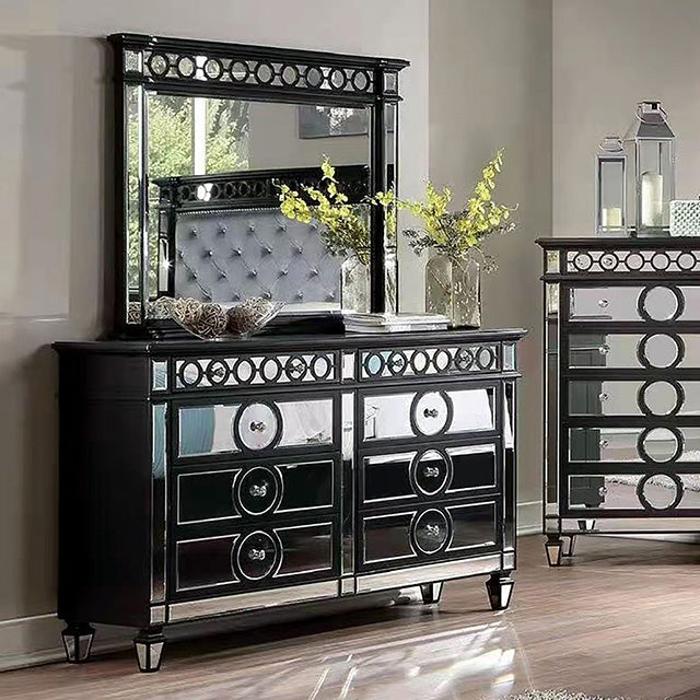 Dalia Dresser