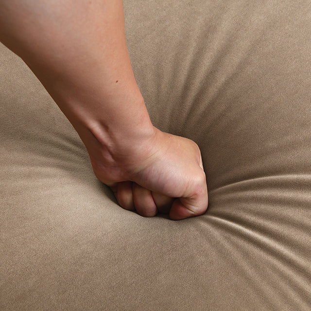 Avara Loveseat